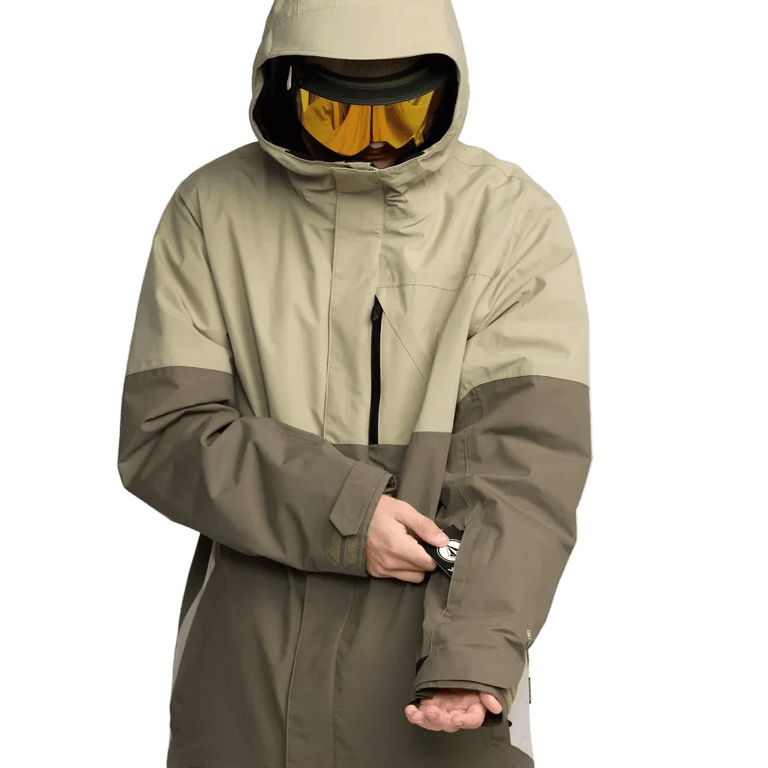 L Gore-Tex Snowboard Jacket