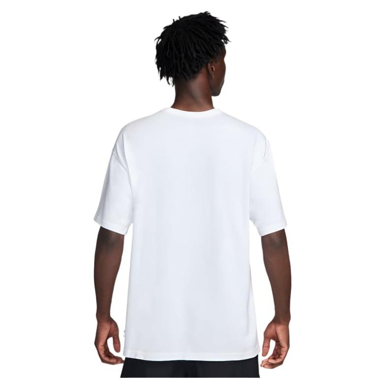 Sportswear Premium Essentials Tee
