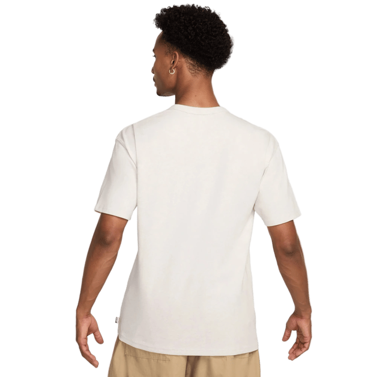 Sportswear Premium Essentials Tee