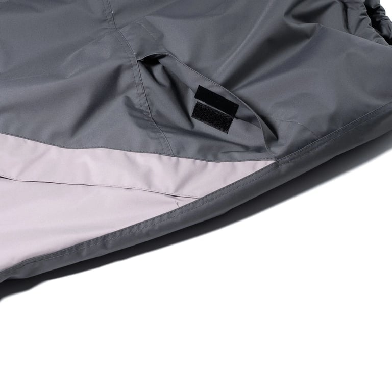 Dual Tone 4.4oz Insulated Hooded Snowboard Jacket