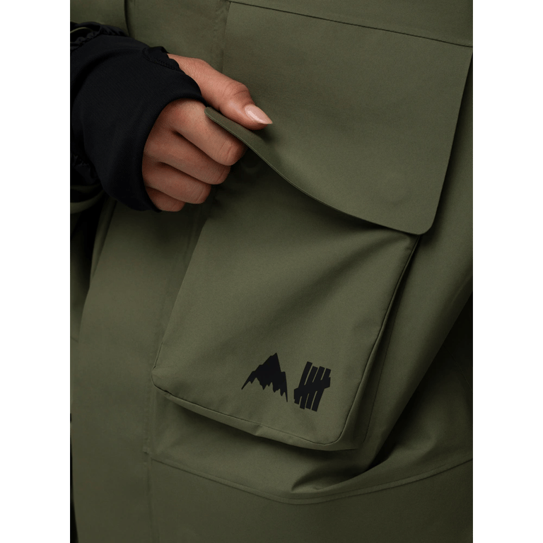 Burton Undefeated Gore-Tex 2L Snowboard Jacket