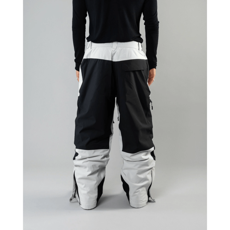 Beyond Medals Zip 2L Snowboard Pants