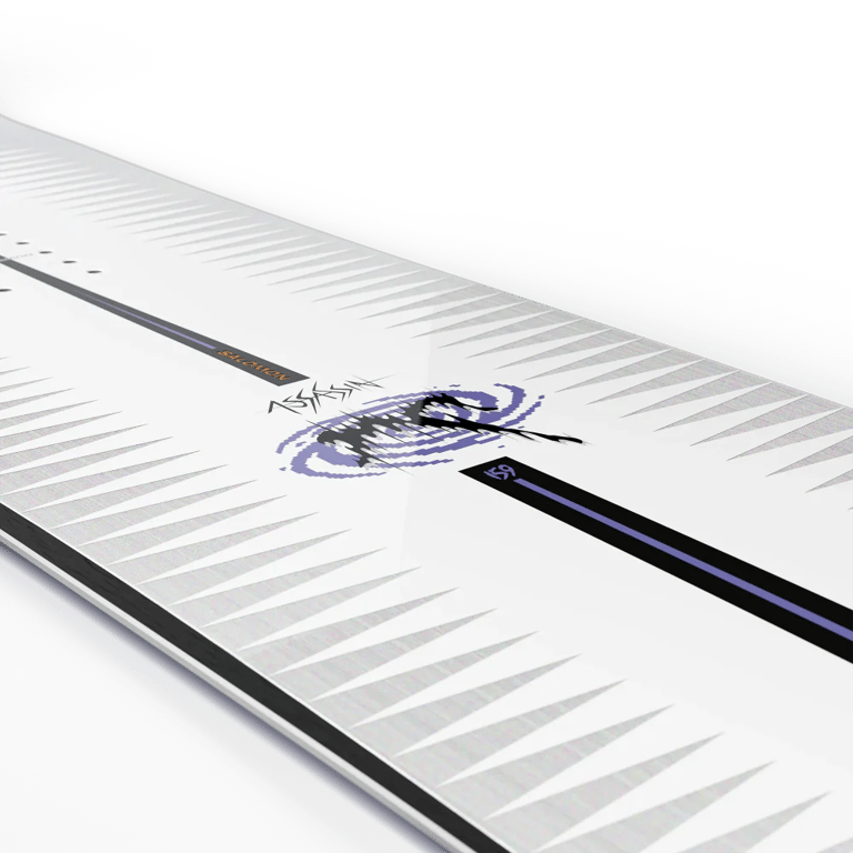 Salomon 2027 Assassin Snowboard
Close Up of Graphic