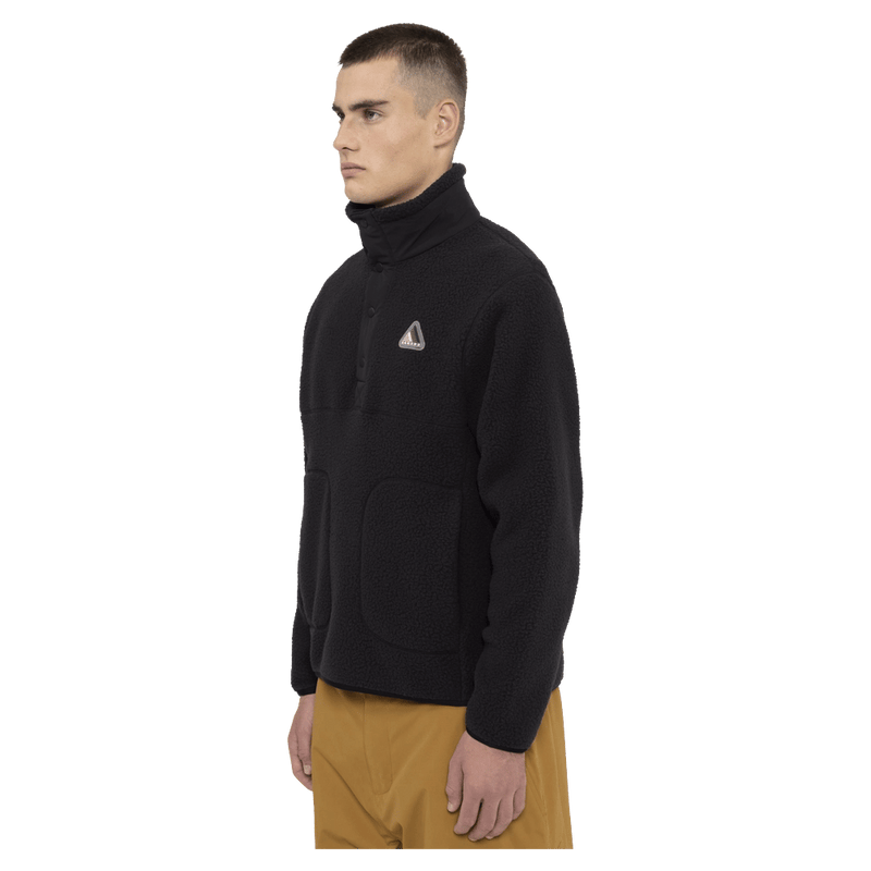 Side view of the Armada Kenlem Fleece Popover in Black colourway, unisex's model