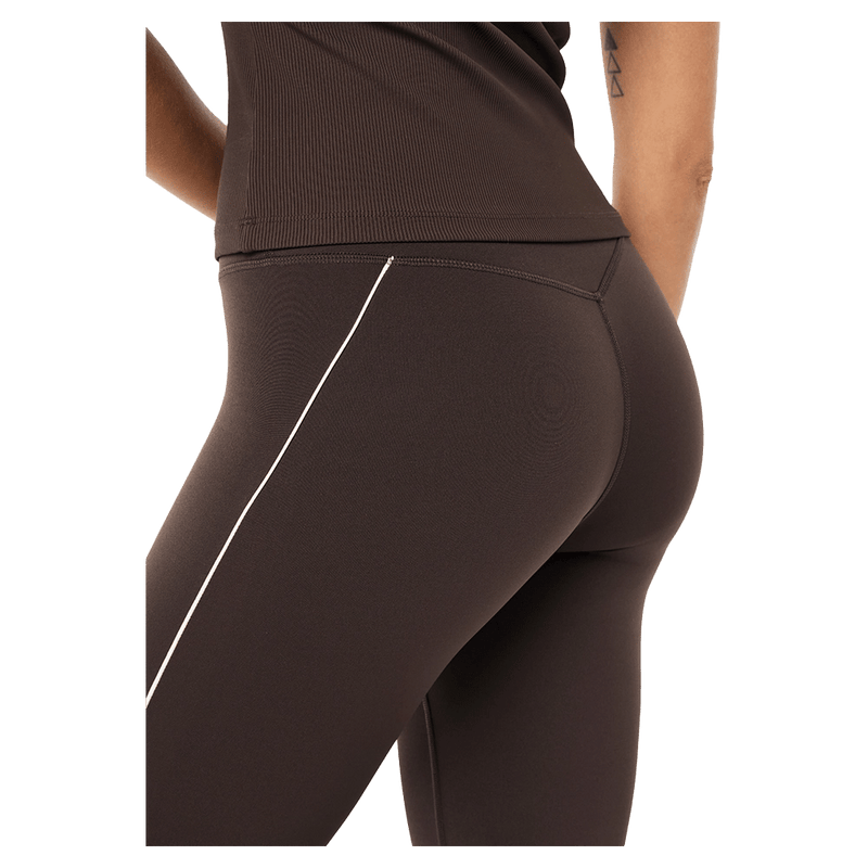 Close back view of the PE NATION Preview Piping Leggings Coffee Pants,  26/27 Womens's model