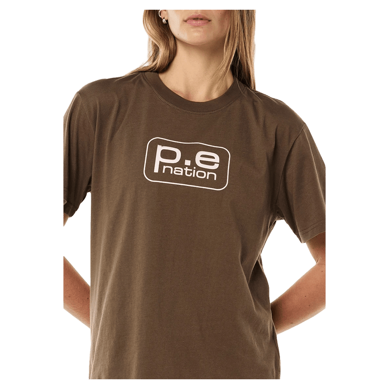 Close view of the PE NATION Fluxx Walnut Tee,  26/27 Womens's model