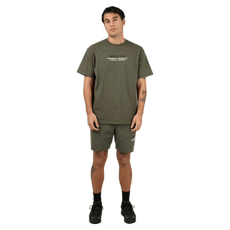 Full-body view of the St Goliath Sensor Tee in Khaki colourway, men's model