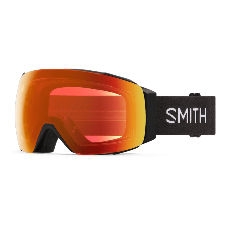 Main view of the Smith I/O Mag Goggles in Black, Everyday Red Mirror lens, unisex model